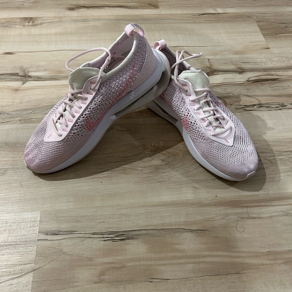 Nike Air Max Flyknit Racer Training Shoes Soft Pink FJ4577-100 Women’s Sz: 9 - Picture 2 of 7